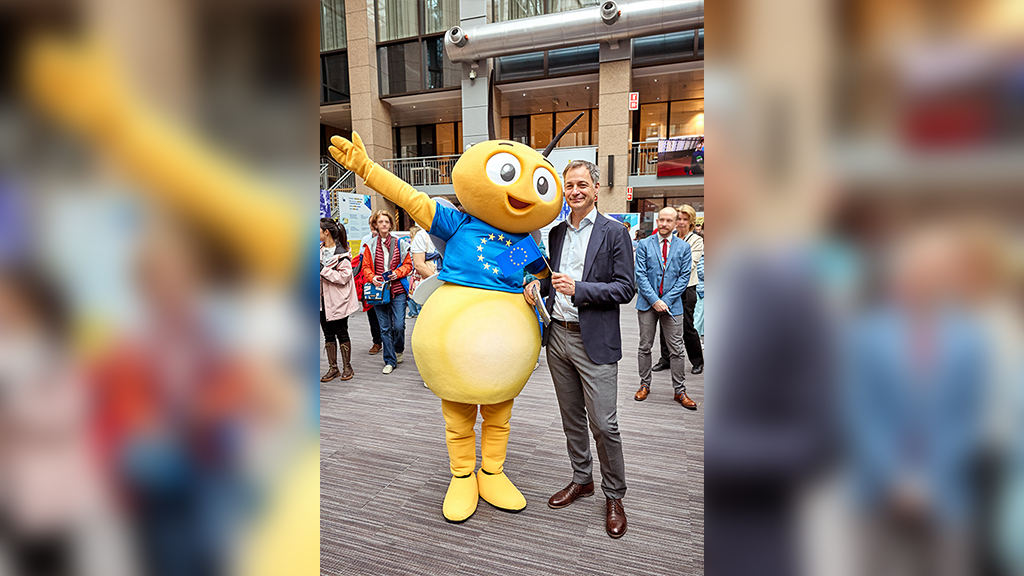 Yooki împreună cu prim-ministrul Belgiei, Alexander De Croo, Ziua Europei